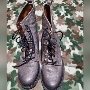 Lucky Brand distressed women's  laced boots SZ 11M in excellent condition.